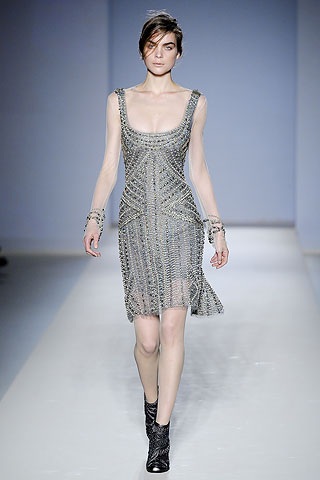 BST thu đông 2010 của Alberta Ferretti - 18