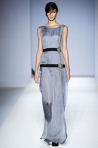 BST thu đông 2010 của Alberta Ferretti - 21