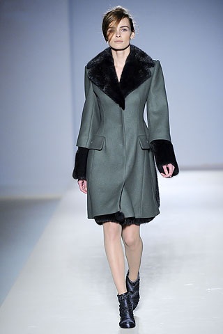 BST thu đông 2010 của Alberta Ferretti - 24