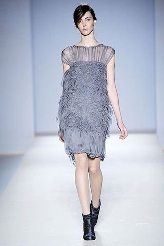 BST thu đông 2010 của Alberta Ferretti - 25