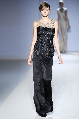 BST thu đông 2010 của Alberta Ferretti - 30