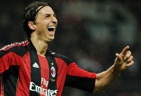 Ibra sắm vai người hùng, Milan giữ vững ngôi đầu - 1 Ibra sắm vai người hùng, Milan giữ vững ngôi đầu - 1