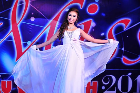 “Sống thử” đưa Trần Thị Nga thành Hoa khôi trường Điện ảnh - 11 “Sống thử” đưa Trần Thị Nga thành Hoa khôi trường Điện ảnh - 11