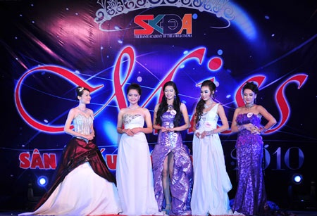 “Sống thử” đưa Trần Thị Nga thành Hoa khôi trường Điện ảnh - 12 “Sống thử” đưa Trần Thị Nga thành Hoa khôi trường Điện ảnh - 12