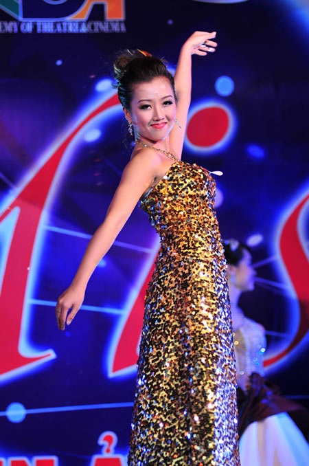 “Sống thử” đưa Trần Thị Nga thành Hoa khôi trường Điện ảnh - 6 “Sống thử” đưa Trần Thị Nga thành Hoa khôi trường Điện ảnh - 6