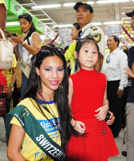 30 người đẹp HHTĐ ghé thăm Đà Nẵng - 9 30 người đẹp HHTĐ ghé thăm Đà Nẵng - 9