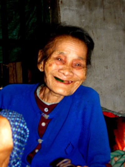 Cụ bà 102 tuổi tóc đen trở lại - 1