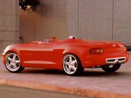 Một thiết kế lạ của Mazda - 8