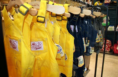 Nở rộ thời trang cho vật cưng ở Nhật - 4