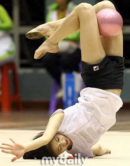 Vẻ đẹp tuyệt vời của nữ VĐV thể dục nghệ thuật Hàn Quốc - 5