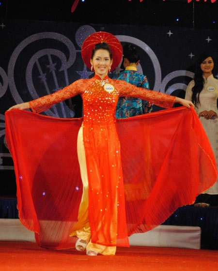 Miss Đại học Kinh tế Đà Nẵng khoe sắc - 4 Miss Đại học Kinh tế Đà Nẵng khoe sắc - 4
