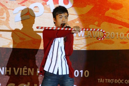 Tưng bừng khởi động Tiếng hát SV Hà Nội 2010 - 8