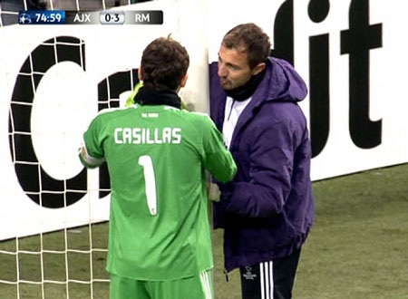 Mourinho chỉ đạo Ramos và Alonso cố tình nhận thẻ đỏ? - 3 Mourinho chỉ đạo Ramos và Alonso cố tình nhận thẻ đỏ? - 3