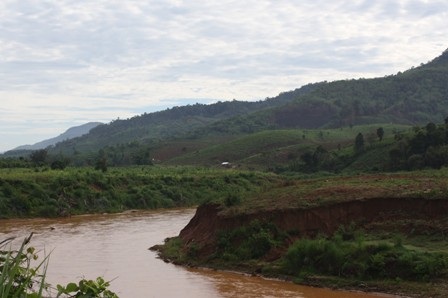 Xót lòng trẻ vùng biên - 2