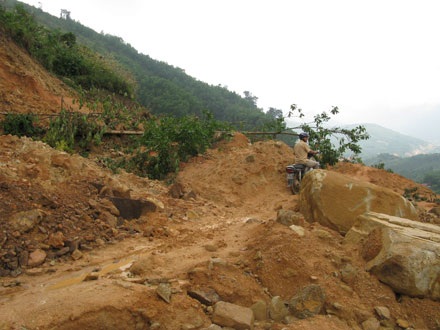 Ca Dong 20 ngày trong lũ - 1