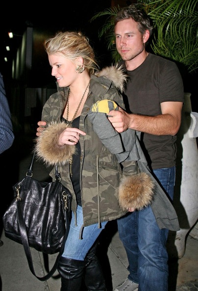 Jessica Simpson chưa lên kế hoạch sinh con - 2 Jessica Simpson chưa lên kế hoạch sinh con - 2