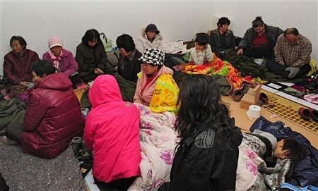 Đảo Hàn Quốc tan hoang sau vụ đấu pháo - 15