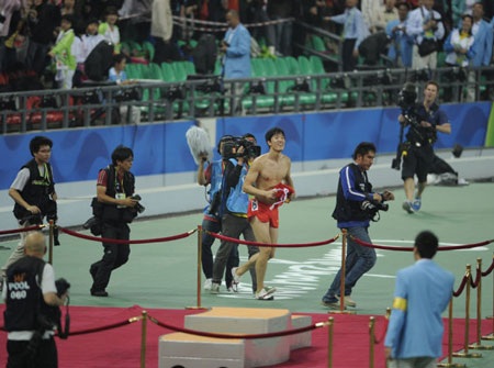 Lưu Tường phá kỷ lục ASIAD ở nội dung điền kinh 110m - 4 Lưu Tường phá kỷ lục ASIAD ở nội dung điền kinh 110m - 4