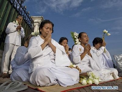 Thủ tướng Campuchia khóc trong lễ quốc tang  - 14