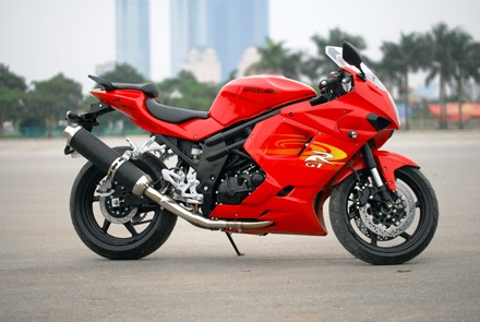 Môtô Sport 650cc đầu tiên lắp tại Việt Nam - 5 Môtô Sport 650cc đầu tiên lắp tại Việt Nam - 5