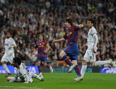 Real, Barca áp đảo ở đề cử đội hình tiêu biểu năm 2010 - 1 Real, Barca áp đảo ở đề cử đội hình tiêu biểu năm 2010 - 1