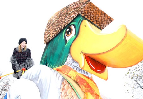 “Sao” diễu hành mừng lễ tạ ơn - 18