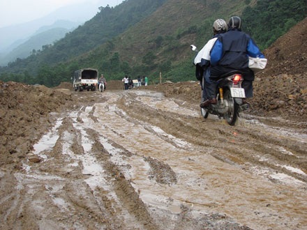 Những cung đường mới nhìn đã… khiếp - 2 Những cung đường mới nhìn đã… khiếp - 2