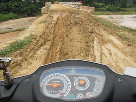 Những cung đường mới nhìn đã… khiếp - 4 Những cung đường mới nhìn đã… khiếp - 4