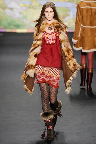 BST thu đông 2010 của Anna Sui - 11