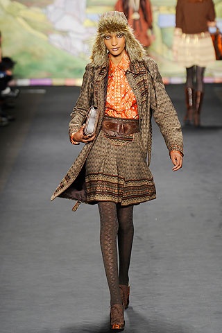 BST thu đông 2010 của Anna Sui - 25