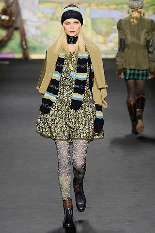 BST thu đông 2010 của Anna Sui - 4