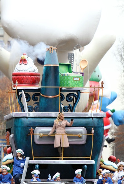 “Sao” diễu hành mừng lễ tạ ơn - 7