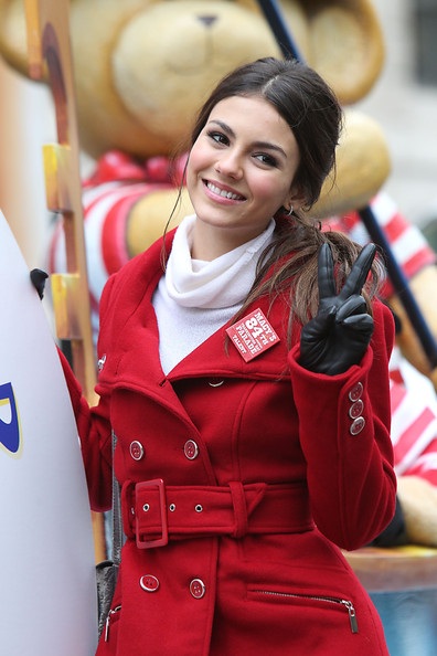 “Sao” diễu hành mừng lễ tạ ơn - 2