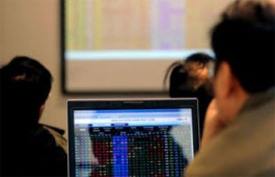 Dòng tiền đầu cơ quay trở lại thị trường chứng khoán - 1