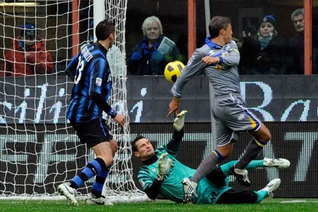 Đè bẹp Parma, Inter giúp “ghế nóng” Benitez tạm yên - 2 Đè bẹp Parma, Inter giúp “ghế nóng” Benitez tạm yên - 2
