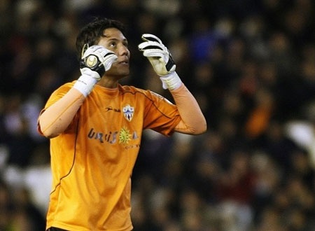Hạ gục Almeria, Valencia áp sát “top 4” - 2 Hạ gục Almeria, Valencia áp sát “top 4” - 2