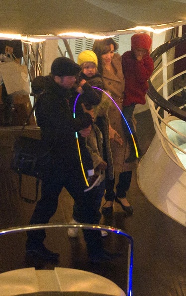 Brangelina mừng sinh nhật Pax Thiên trên tàu ở Paris - 10 Brangelina mừng sinh nhật Pax Thiên trên tàu ở Paris - 10