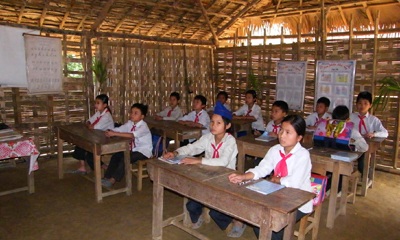 Đến trường cùng cặp lồng cơm  - 4