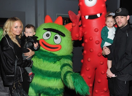 Nicole Richie - Joel Madden: “Mua vui” cho con - 3 Nicole Richie - Joel Madden: “Mua vui” cho con - 3