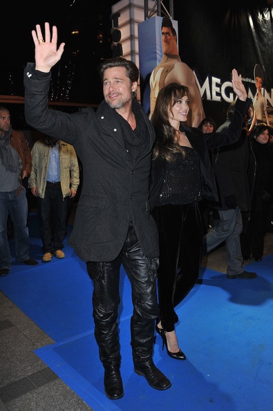Brad Pitt - Angeliana Jolie: Tình tứ tại Pháp - 1 Brad Pitt - Angeliana Jolie: Tình tứ tại Pháp - 1