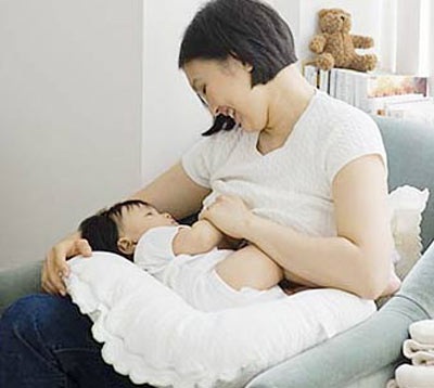 Thời điểm nên cai sữa cho bé - 1 Thời điểm nên cai sữa cho bé - 1