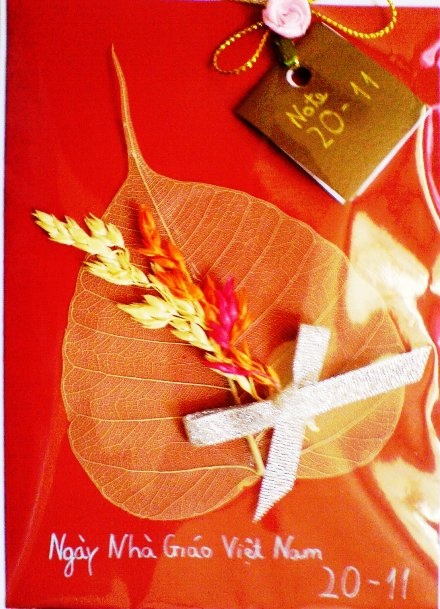 Long “hâm” biến rác thành… thiệp mừng - 8