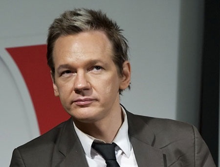 Interpol phát lệnh “cảnh báo đỏ” đối với ông chủ WikiLeaks - 1