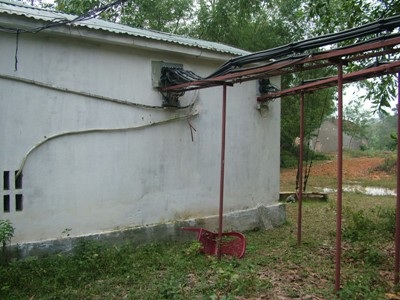 Về thăm người yêu, treo cổ tự vẫn - 1