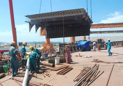 Đề xuất cho Vinashin vay tiền trả nợ người lao động - 1