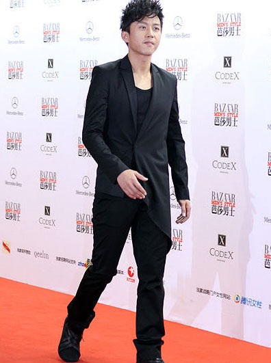 "Sao" Hoa ngữ nô nức dự tiệc của Harper's Baraaz - 30