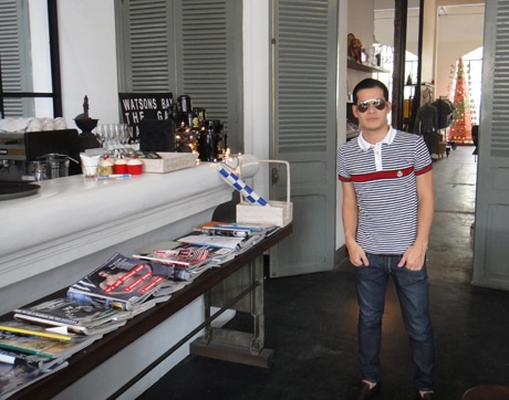 Đạo diễn Việt Tú bất ngờ làm... thầy giáo - 2