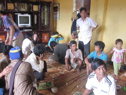 Bi hài các kiểu “xử án” của người J’rai - 1