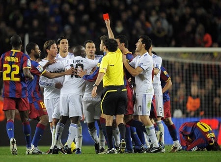 Real Madrid -Valencia: Chờ bản lĩnh Mourinho - 3 Real Madrid -Valencia: Chờ bản lĩnh Mourinho - 3