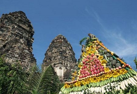 Thái Lan mở tiệc thết đãi... khỉ - 2